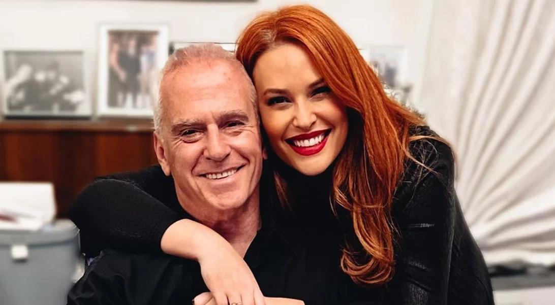 Σίσσυ Χρηστίδου "Στο σπίτι της μαμάς, για πρώτη φορά χωρίς τη μαμά"