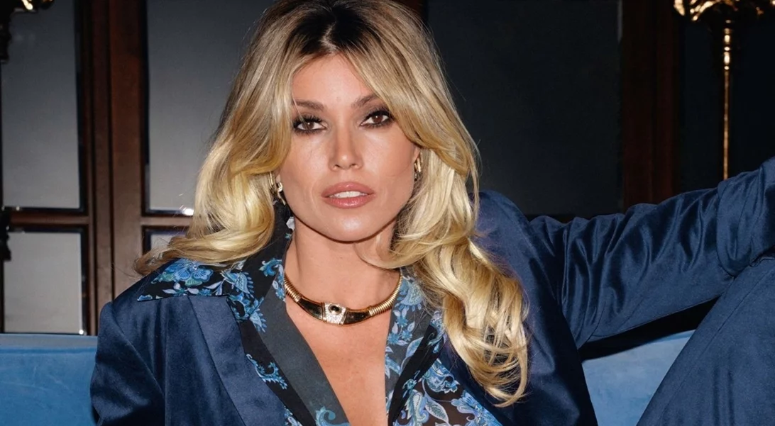 Βάσια Κωσταρά | Με κραγιόν σε εντυπωσιακή απόχρωση που ταιριάζει σε κάθε γυναίκα