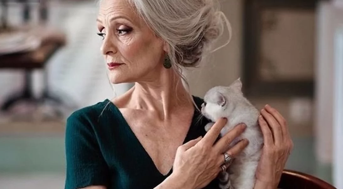 Το πρακτορείο μοντέλων που συνεργάζεται μόνο με μοντέλα άνω των 45 ετών