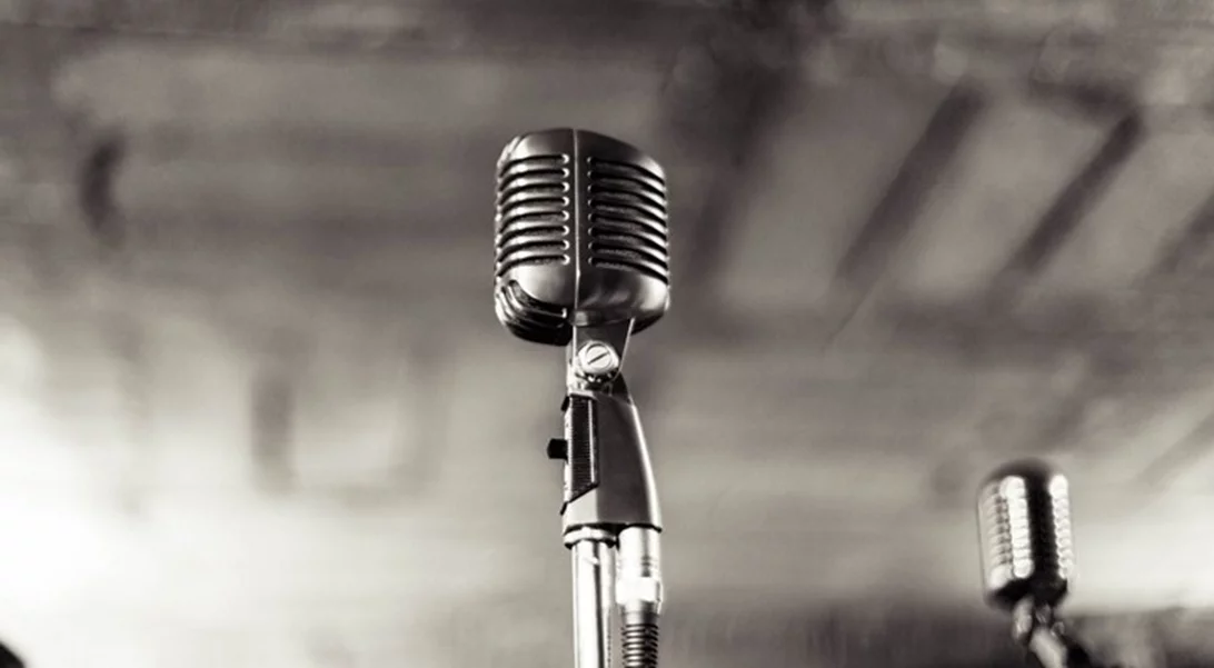 Η Δημόσια Γαλλική Ραδιοφωνία γιορτάζει τα 100 χρόνια από τη γέννηση του Μάνου Χατζιδάκι