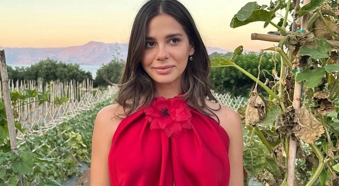 Βόλτες στο νησί για την Αλεξάνδρα Κωστοπούλου | Το ιδιαίτερο πιάτο που απόλαυσε