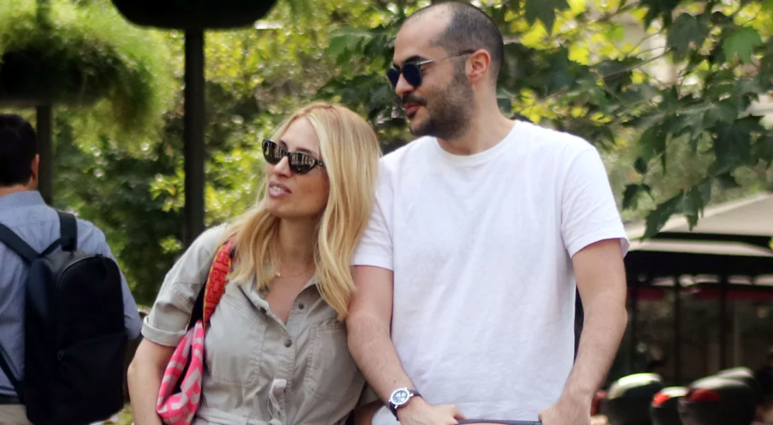 Γενέθλια για τον Στέλιο Μανουσάκη | Η τούρτα έκπληξη από τη Μαρία Ηλιάκη (pics, vid)