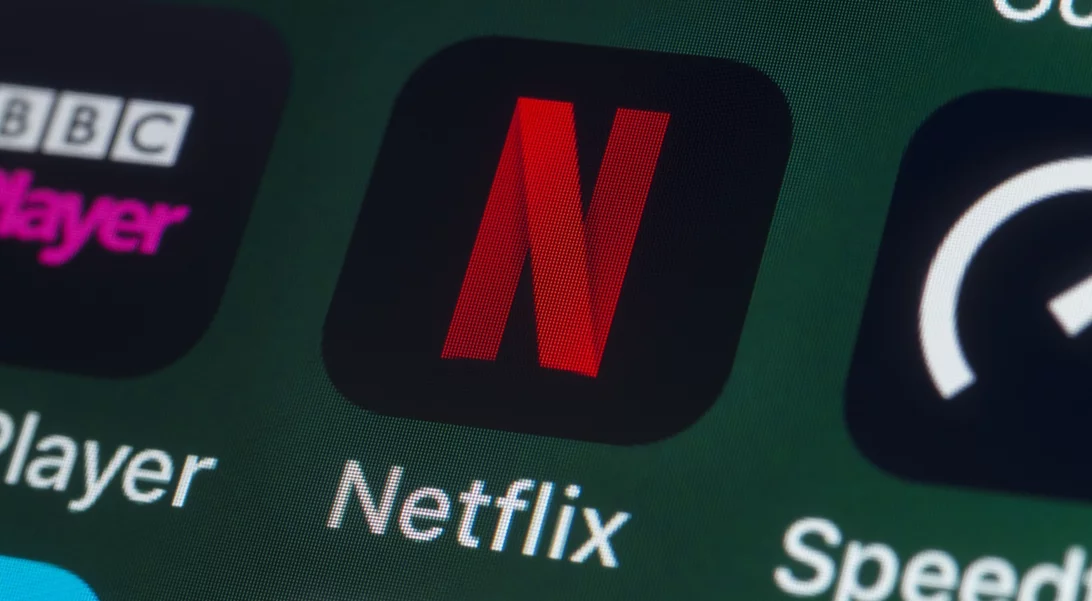 Το Netflix σε "αποκλειστικές διαπραγματεύσεις" για την εξαγορά της Warner Bros Discovery