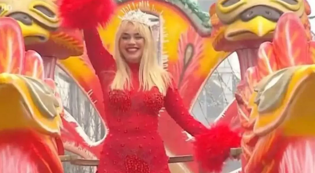 Κόνι Μεταξά | Μεταμορφώθηκε στη Βασίλισσα του Καρναβαλιού στην Ξάνθη – "Είμαι γεννημένη γι’ αυτό"