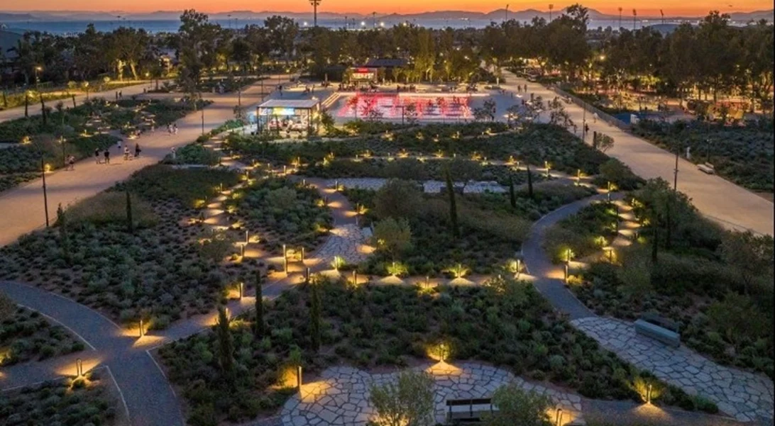 Forbes | Η Ελλάδα θα έχει σύντομα το μεγαλύτερο παραθαλάσσιο πάρκο στην Ευρώπη, το Ελληνικό