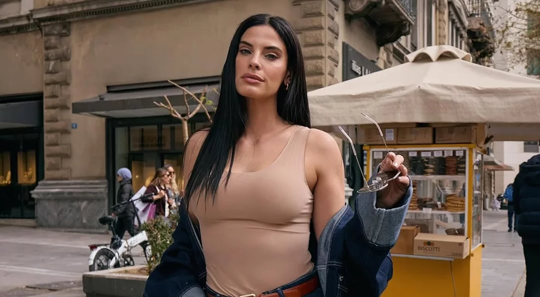 Χριστίνα Μπόμπα | Με το κούρεμα που την έκανε να μοιάζει με Γαλλίδα