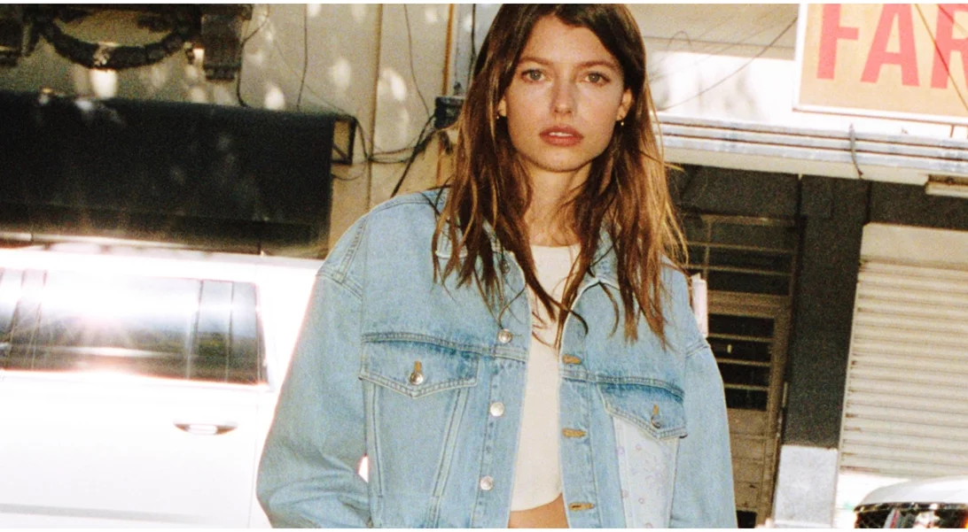 Οι τάσεις του denim που αναβαθμίζουν το στιλ της άνοιξης