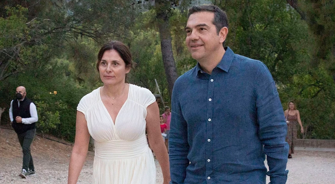 Σήμερα η κηδεία της μητέρας της Μπέτυς Μπαζιάνα - Σε στενό οικογενειακό κύκλο