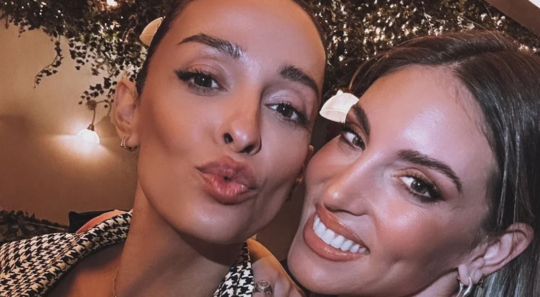 Αθηνά Οικονομάκου – Ελένη Φουρέιρα | Κοινή έξοδος στο κέντρο της Αθήνας