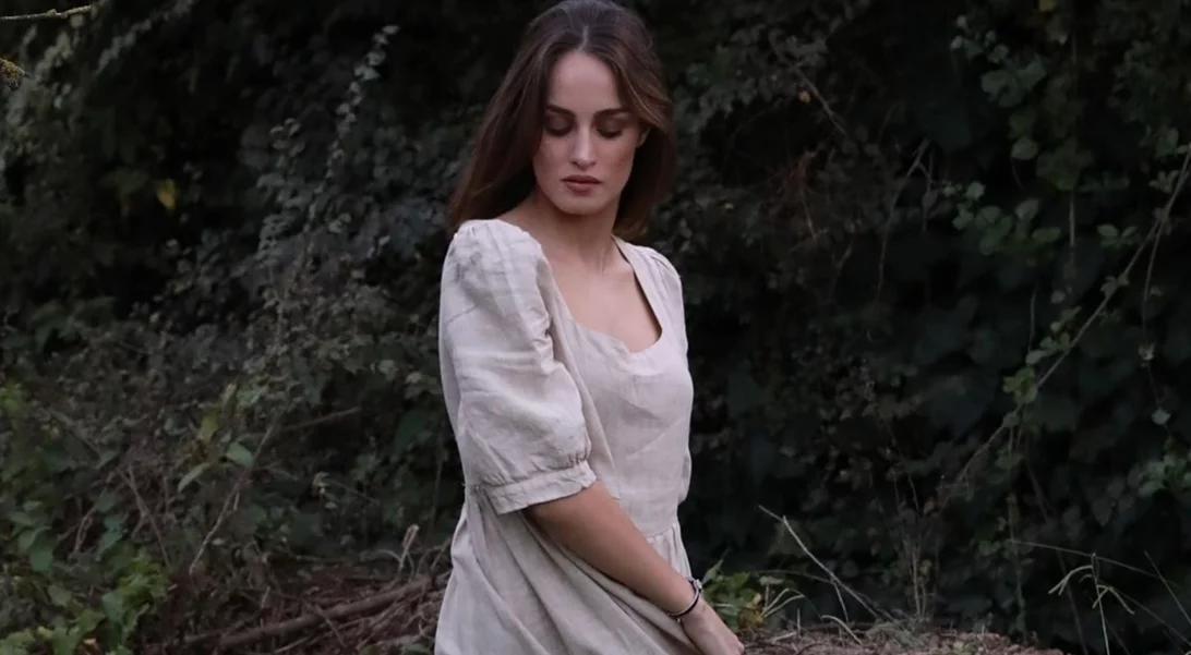 Η Μαρία Βοσκοπούλου με το μαγιό της | Η selfie δίπλα στη θάλασσα