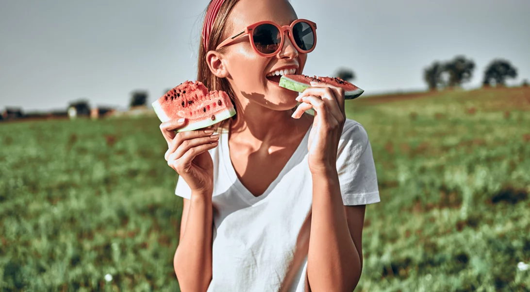 Διατροφή για τον καύσωνα | Οι τροφές που θα σε ενυδατώσουν τώρα
