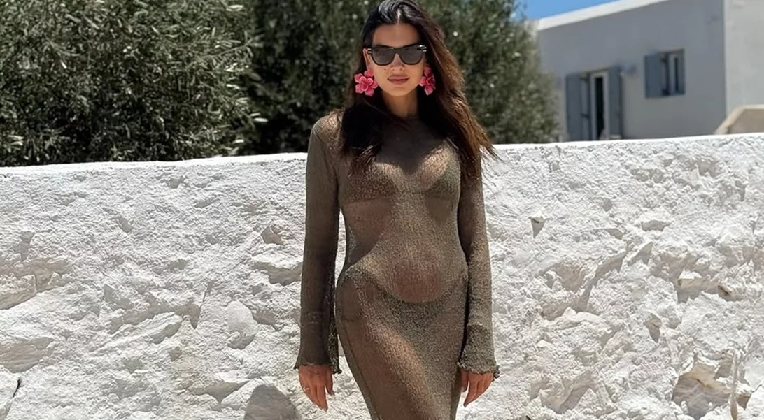 Σταματίνα Τσιμτσιλή | Το "κόλπο" που κάνει στην παραλία για να δροσίζεται