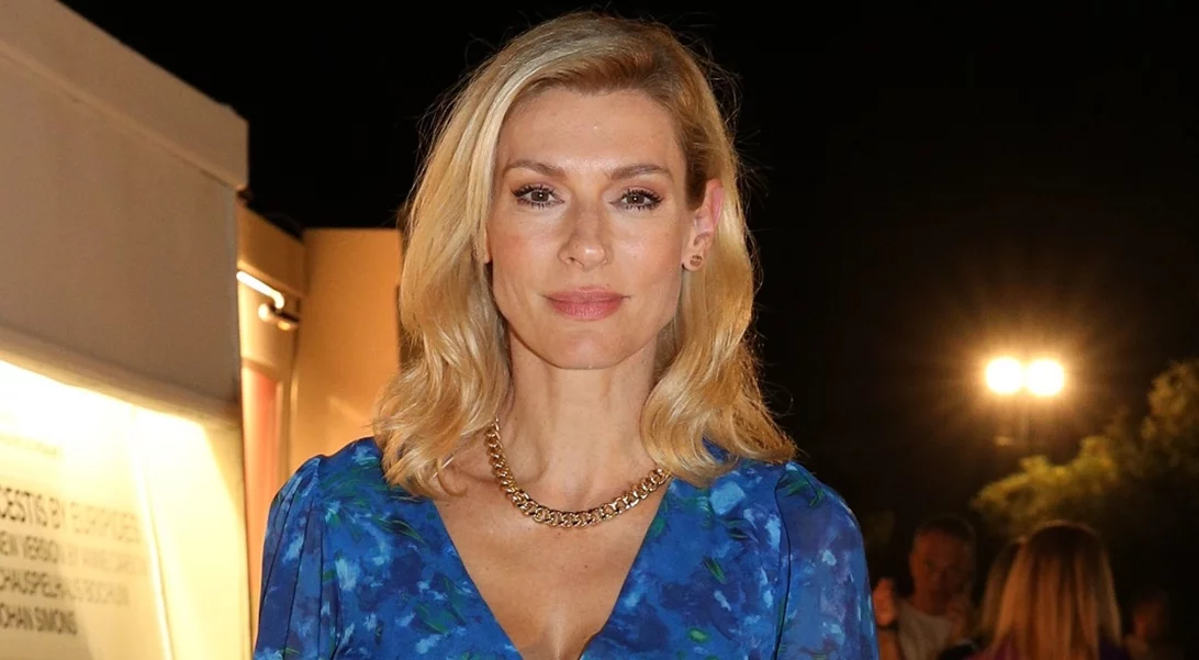 Η Ζέτα Δούκα στο καμαρίνι της με την 8χρονη κόρη της, Θάλεια