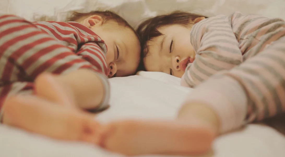 Πώς κοιμούνται τα παιδιά ανάλογα με το ζώδιό τους;