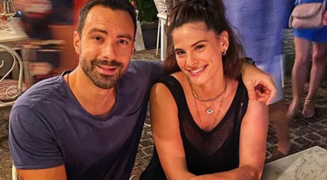 Χριστίνα Μπόμπα | Για πρώτη φορά στο γραφείο του Σάκη Τανιμανίδη με τα δίδυμα