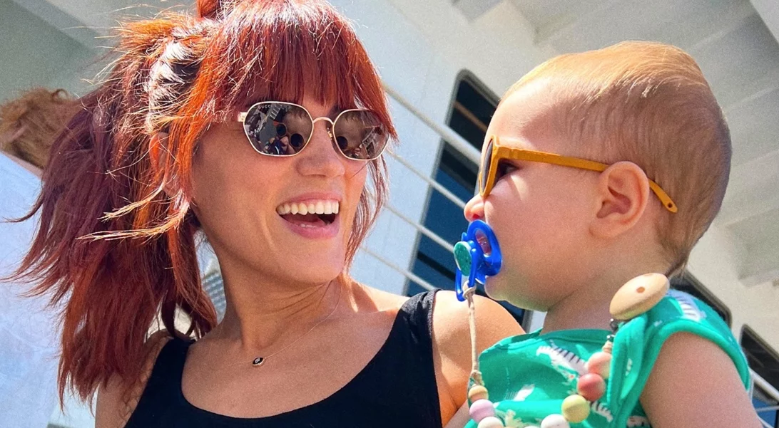 Η Ολίβια Στρατή έγινε τριών | Η Μαίρη Συνατσάκη δημοσίευσε το πιο τρυφερό βίντεο που θα δεις σήμερα