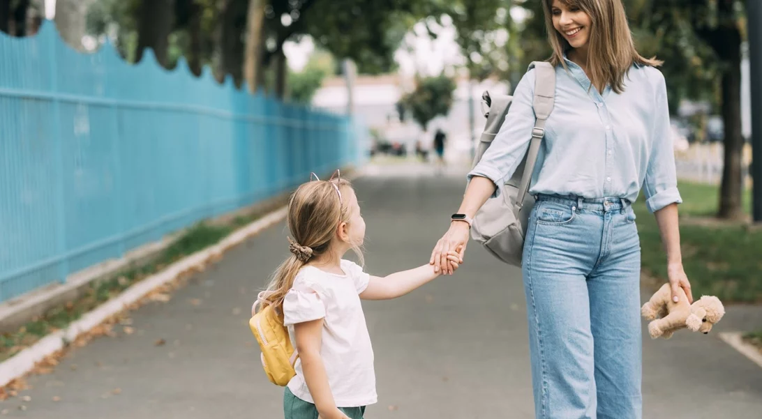 "Obstacle parenting"| Μήπως οι γονείς πρέπει να κάνουμε τη ζωή των παιδιών μας πιο δύσκολη;