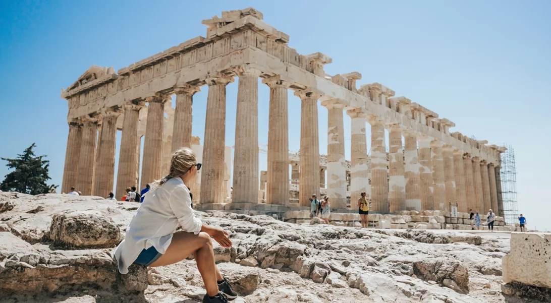 Πάνω από 1,2 εκατ. κενές θέσεις εργασίας στον τουρισμό στην Ευρώπη το 2022