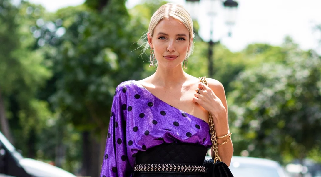 10 κομψά σύνολα που θα σε εμπνεύσουν για το look της Ανάστασης