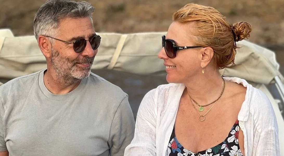 Full in love Σμαράγδα Καρύδη και Θοδωρής Αθερίδης | Βόλτα με τα μαγιό τους στο σκάφος