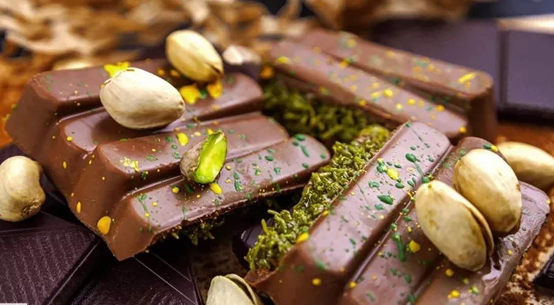 Σοκολάτα του Ντουμπάι | Δοκίμασε τη viral απόλαυση στην υγιεινή εκδοχή της