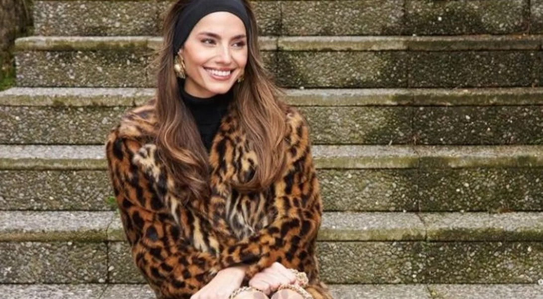 Η Ηλιάνα Παπαγεωργίου σε μία διαφορετική ανάρτηση | Τα σημάδια στην πλάτη της