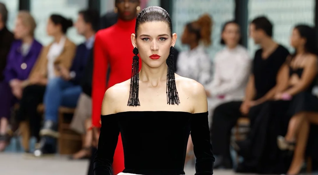 Οι επικρατέστερες τάσεις της μόδας στα κοσμήματα για τη σεζόν Φθινόπωρο/Χειμώνας 2024-2025