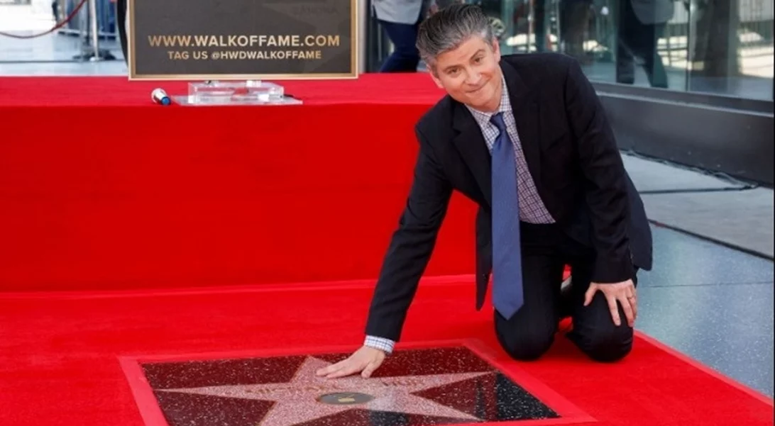 Ο σεναριογράφος Μάικλ Σουρ απέκτησε αστέρι στη Λεωφόρο της Δόξας του Χόλιγουντ
