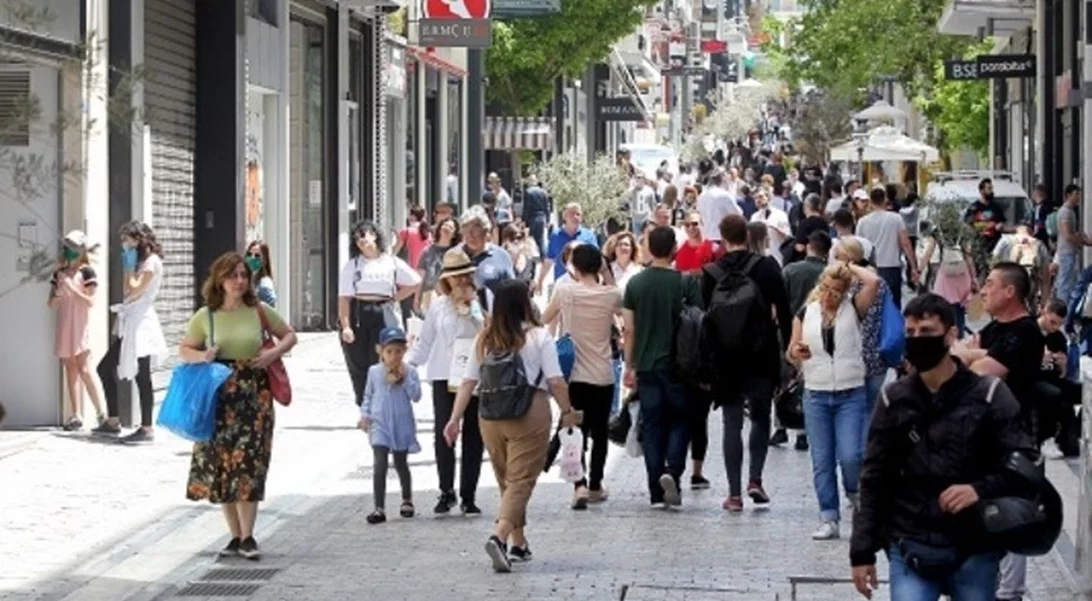 Έρευνα | Η Γενιά Χ στην Ελλάδα διαδραματίζει καθοριστικό ρόλο στην καταναλωτική οικονομία