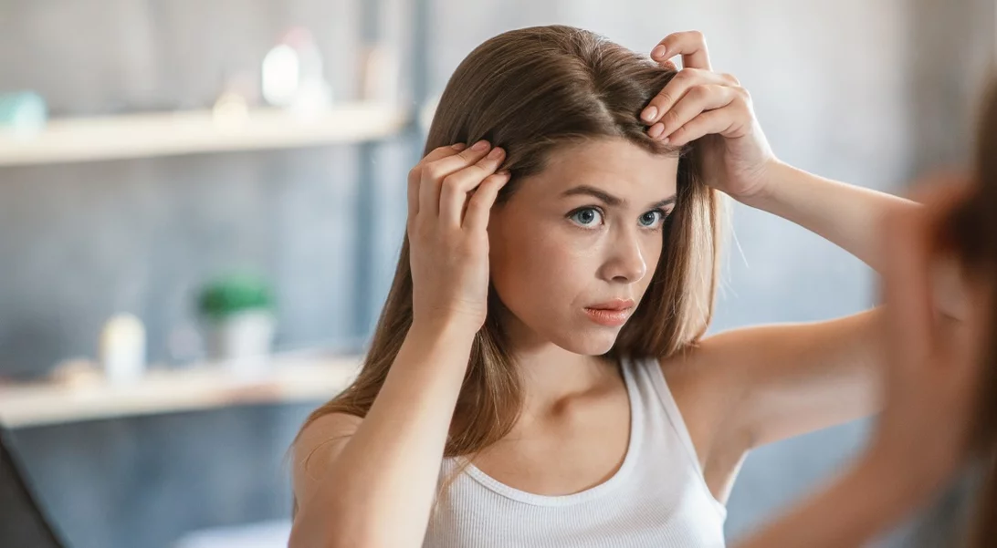 5 pro συμβουλές για λιπαρά μαλλιά που σίγουρα δεν έχεις ακούσει ξανά