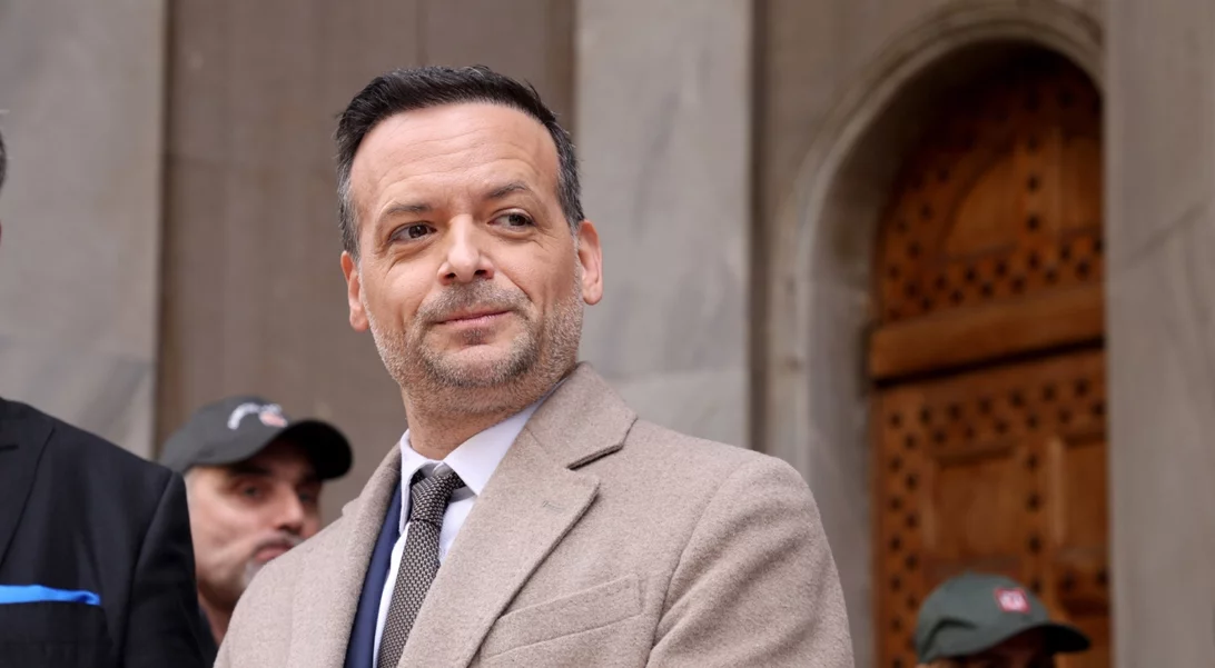 Ο Χάρης Δούκας παντρεύεται!