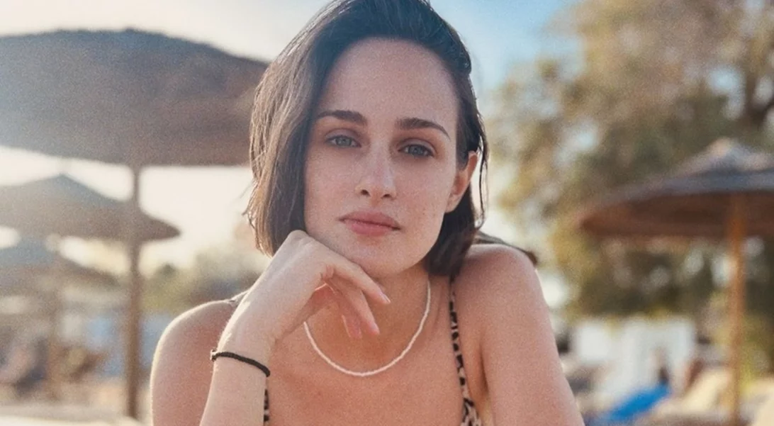 "Κούκλα" | Η Μαρία Βοσκοπούλου με το μπικίνι της και τους καλοσχηματισμένους κοιλιακούς της