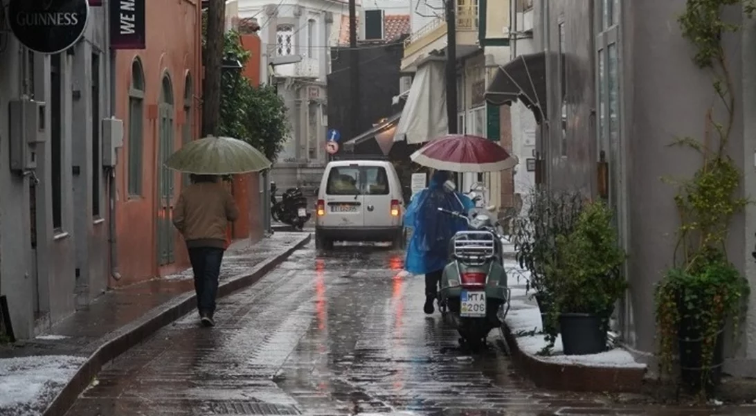 Επιδείνωση του καιρού: Ισχυρές βροχές και καταιγίδες - Ποιες περιοχές θα επηρεαστούν