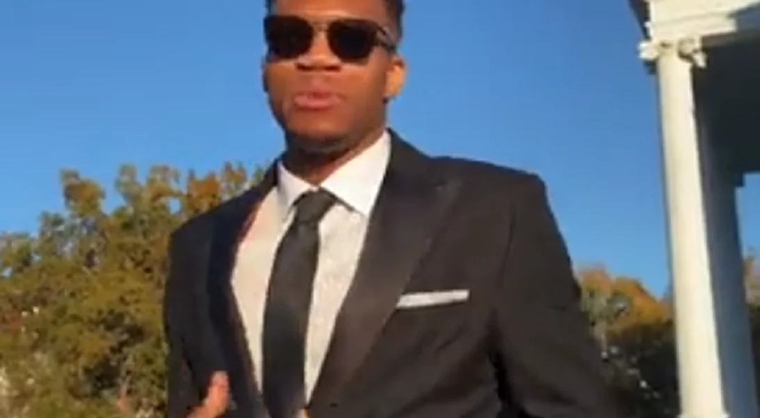 Αντετοκούνμπο | "Θα είμαι ο πιο... όμορφος πρόεδρος των ΗΠΑ - Το επικό σχόλιο του Μπάιντεν" (εικόνες - βίντεο)