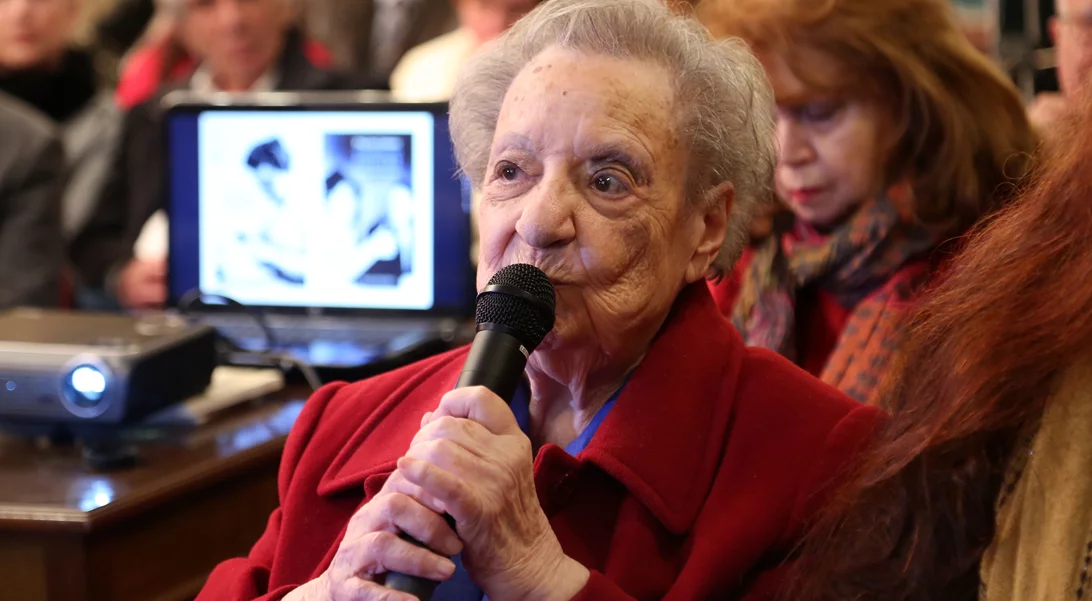 Δύσκολες ώρες για την Ροζίτα Σώκου | Δίνει μάχη για τη ζωή της μετά από διπλό εγκεφαλικό