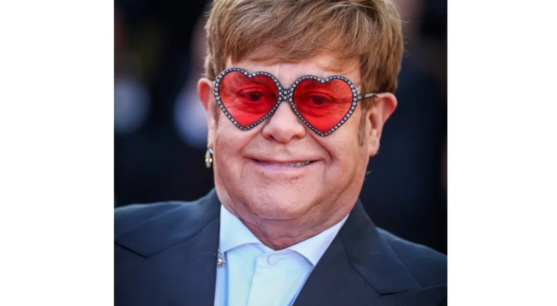Ο Elton John επιστρέφει στη σκηνή ύστερα από 2 χρόνια