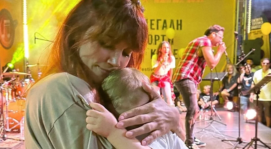 Η Μαίρη Συνατσάκη μας "λιώνει" με τη νέα κίνηση της Ολίβιας – Η φωτογραφία στο Instagram