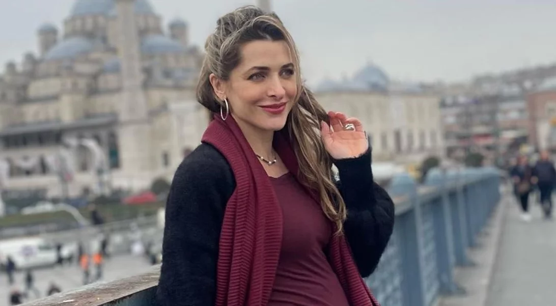 Βασιλική Τρουφάκου | Με φουσκωμένη κοιλίτσα στην Αγία Σοφιά