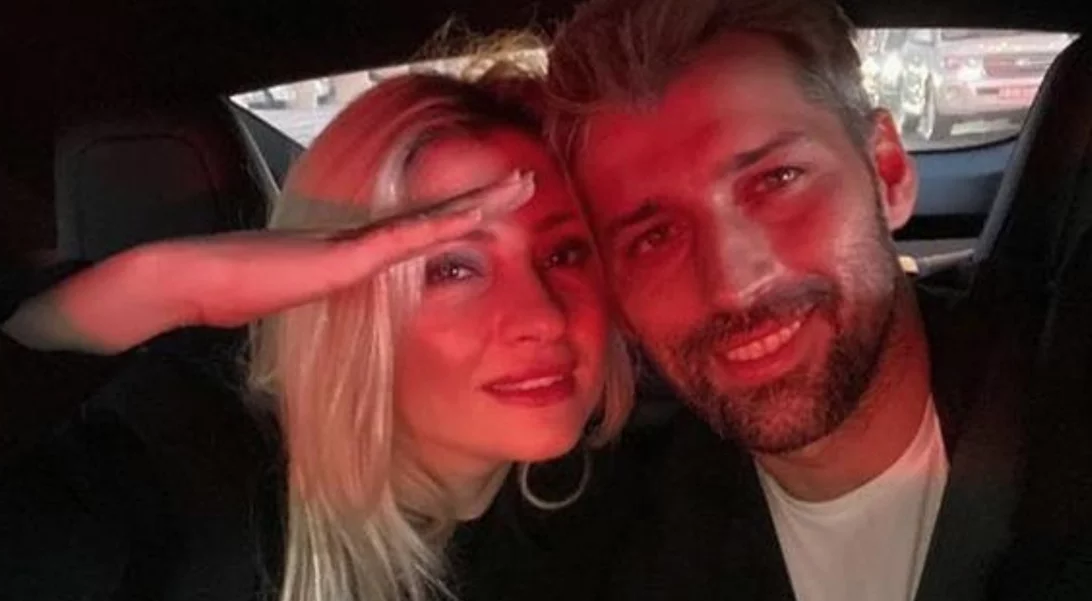 Η σύντροφος του Αλέξη Παππά έσβησε την κοινή τους φωτογραφία στο Instagram