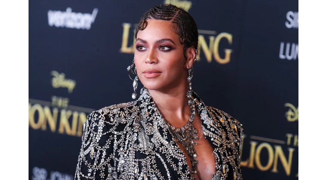 Beyoncé | Πρωταγωνιστεί με τα παιδιά της στο νέο promo για τη σειρά ρούχων Ivy Park