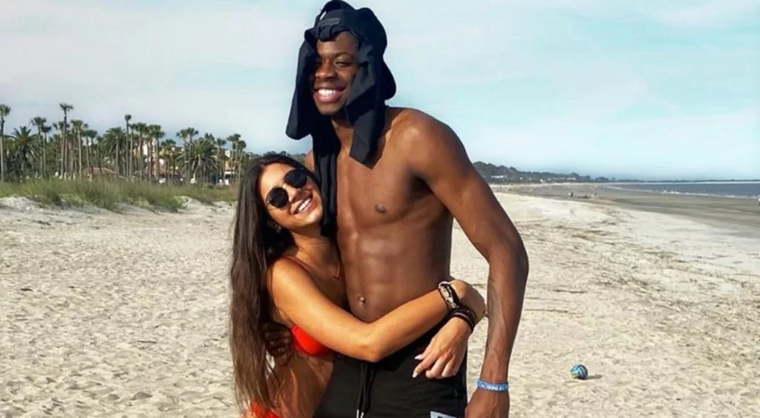 Κώστας Αντετοκούνμπο | H Ελληνίδα σύντροφός του είναι καλλονή και μοιάζει με μοντέλο