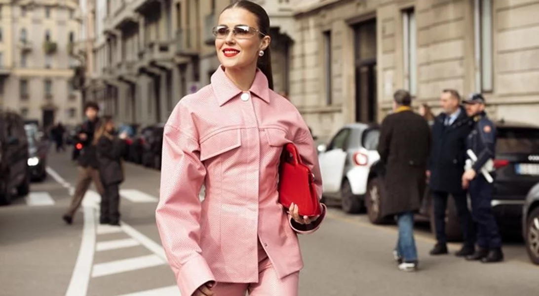 Πέντε κομψοί τρόποι για να φορέσεις την τάση του ροζ