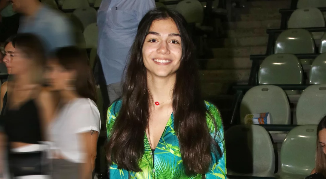 "Τι άντρα κυκλοφορώ" | Τα σχόλια της Μελίνας Νικολαΐδη στις φωτογραφίες του αγαπημένου της, Αλέξανδρου Πολυχρονιάδη