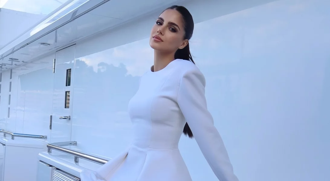 "Η μεγαλύτερη θαυμάστριά του" | Η Αλεξάνδρα Νίκα στη συναυλία του Κωνσταντίνου Αργυρού στη Σκιάθο