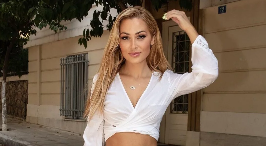 Το μυστικό της Ελένης Βουλγαράκη για λαμπερή επιδερμίδα και η θεραπεία που ορκίζεται ότι "αλλάζει" το πρόσωπό της