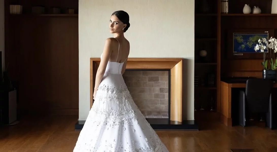 Η Αλεξάνδρα Νίκα δημοσίευσε τις επίσημες φωτογραφίες από τον γάμο της με τον Κωνσταντίνο Αργυρό