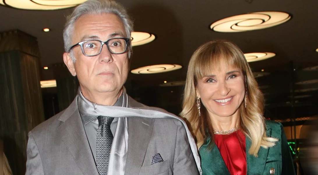 Μάρα Ζαχαρέα | Απολαμβάνει το μεσημεριανό της στην Πάρο