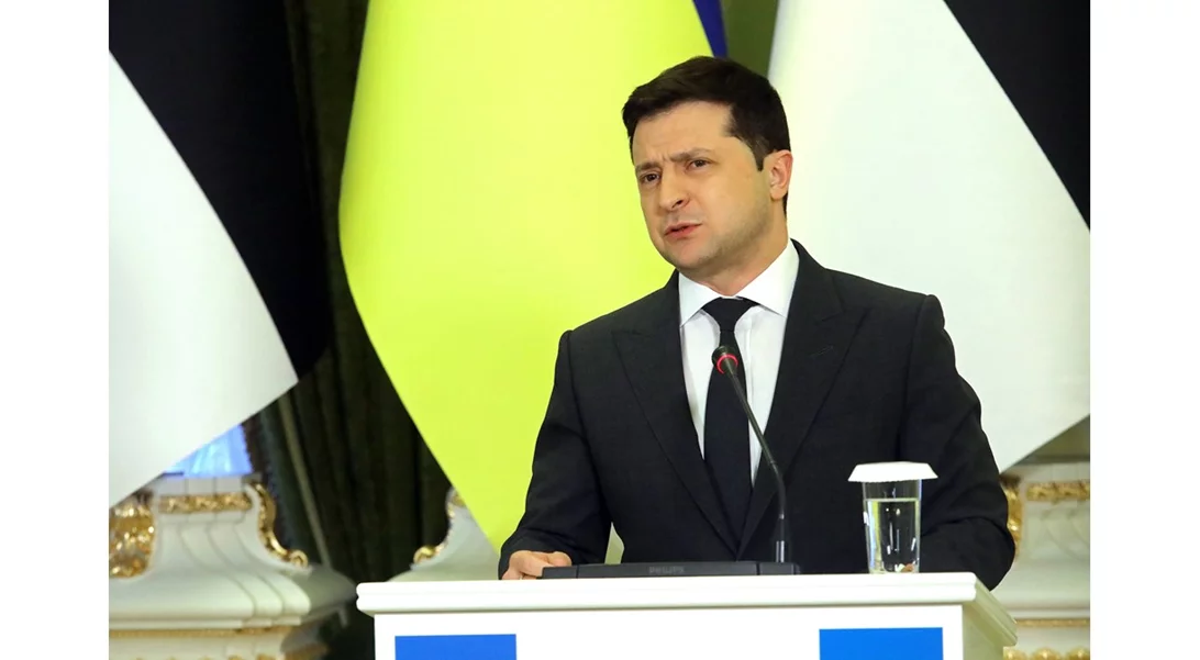 Συγκινημένος ο Ζelensky στην Ευρωβουλή | "Αποδείξτε μας ότι είστε μαζί μας - Μην μας αφήνετε μόνους"