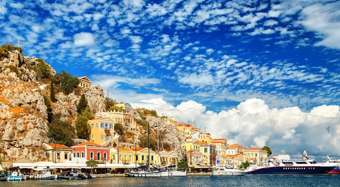 Τετραήμερο Πρωτομαγιάς | 5 κοντινοί και οικονομικοί προορισμοί για να "πιάσεις" τον Μάη