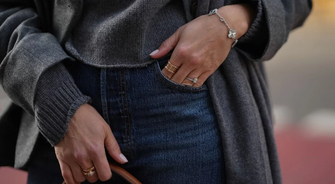 Lip Oil Nails | Η μίνιμαλ τάση του φετινού χειμώνα που κάνει τα νύχια να δείχνουν πιο "ακριβά" από ποτέ